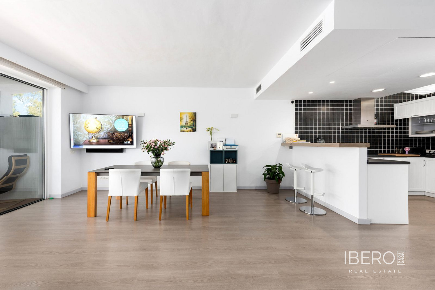 Prodej domu 285 m² s pozemkem 285 m² – pohled 2