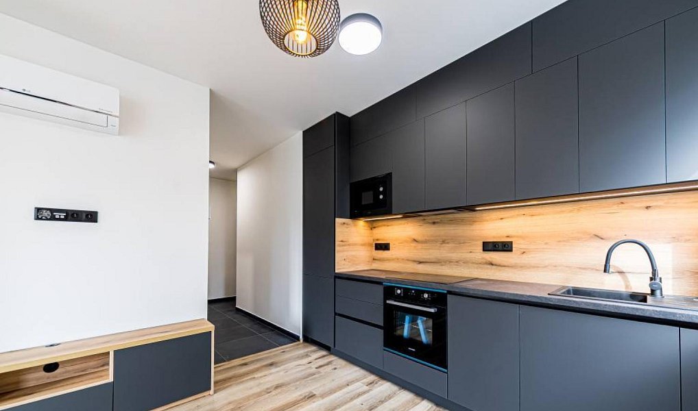 Pronájem kanceláře 86 m², Jindřichův Hradec – náhled fotky 16