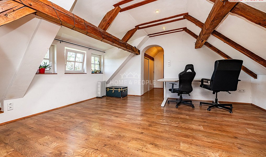 Prodej domu 190 m² s pozemkem 1 084 m², Vysoký Chlumec – náhled fotky 28