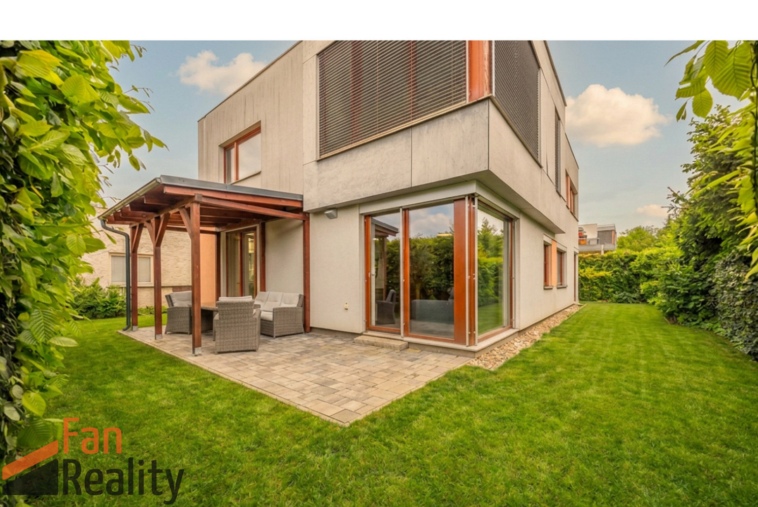 Prodej bytu 4+kk 91 m²