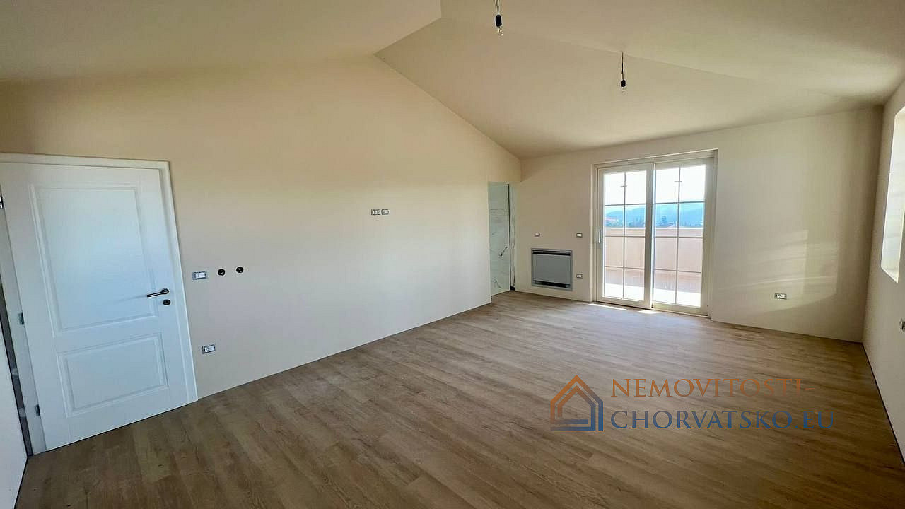 Prodej domu 300 m² s pozemkem 1 200 m² - Widok 5