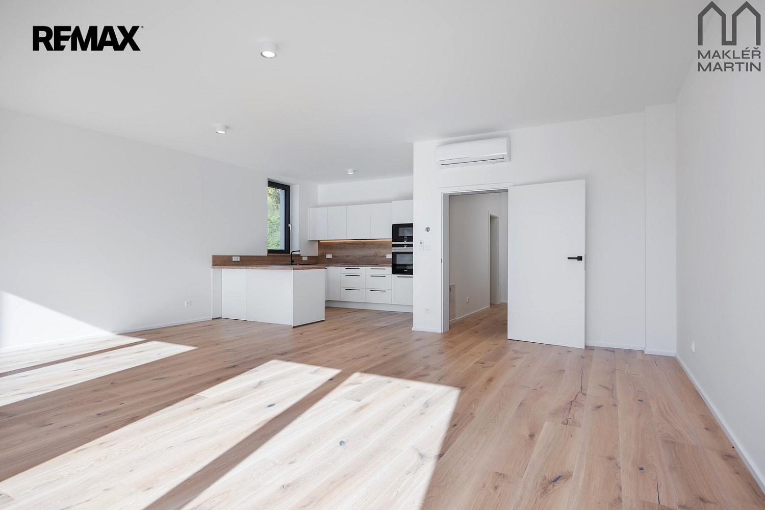 Prodej bytu 4+kk 178 m² — photo 2