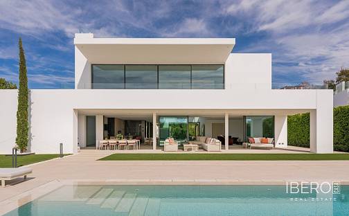 Prodej domu 912 m² s pozemkem 1 600 m², The Golden Mile, Španělsko