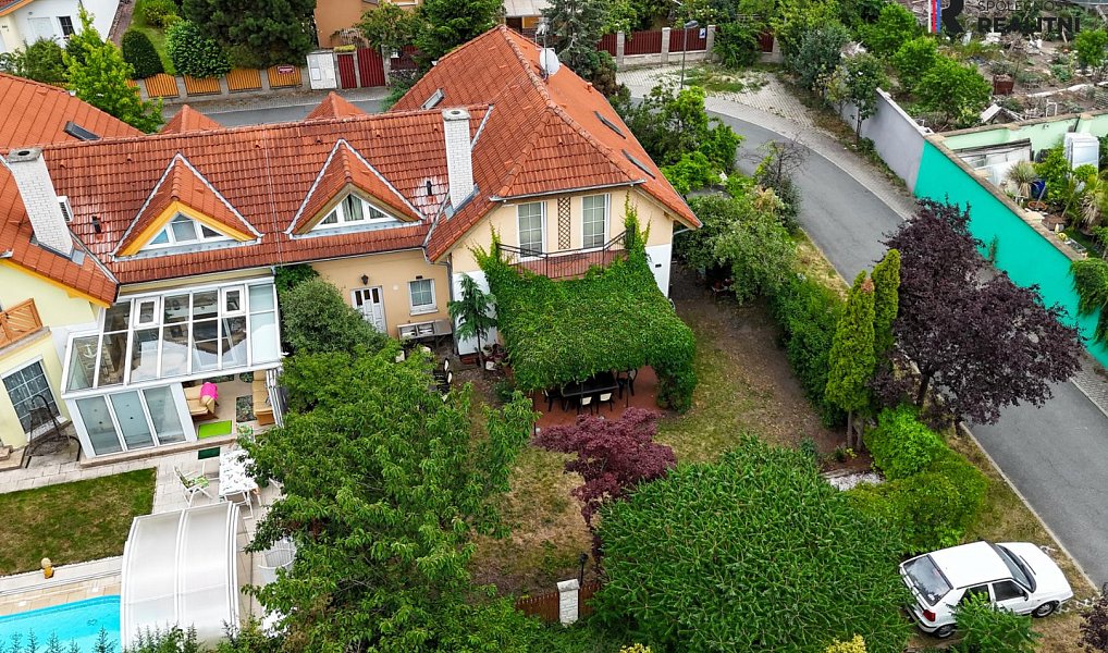 Prodej domu 168 m² s pozemkem 427 m², Praha – náhled fotky 20