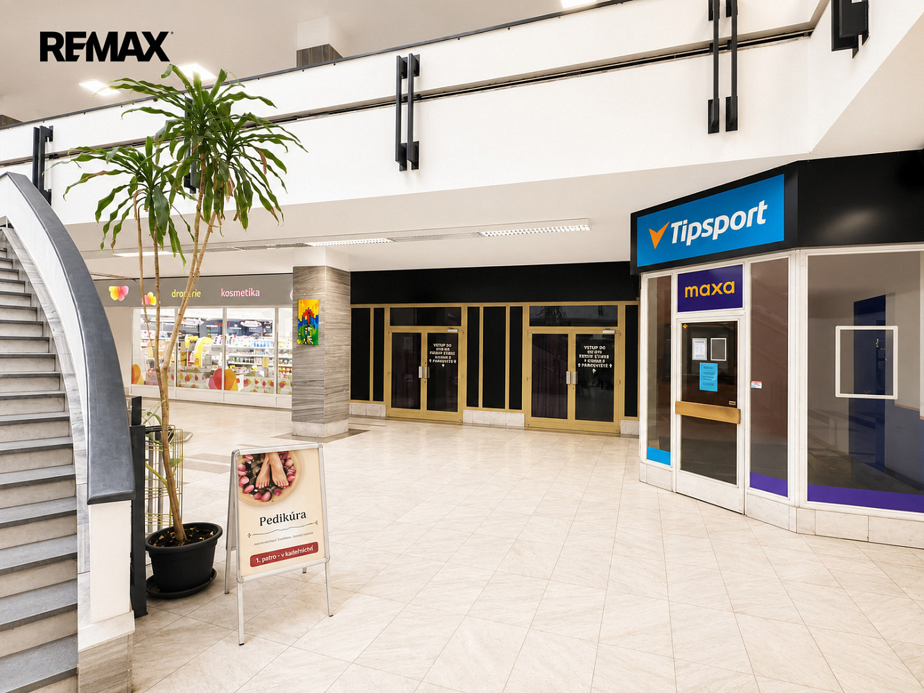 Pronájem obchodních prostor 687 m² – fotografie 3