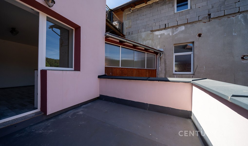 Prodej nájemního domu, činžáku 113 m², Úpice – náhled fotky 28