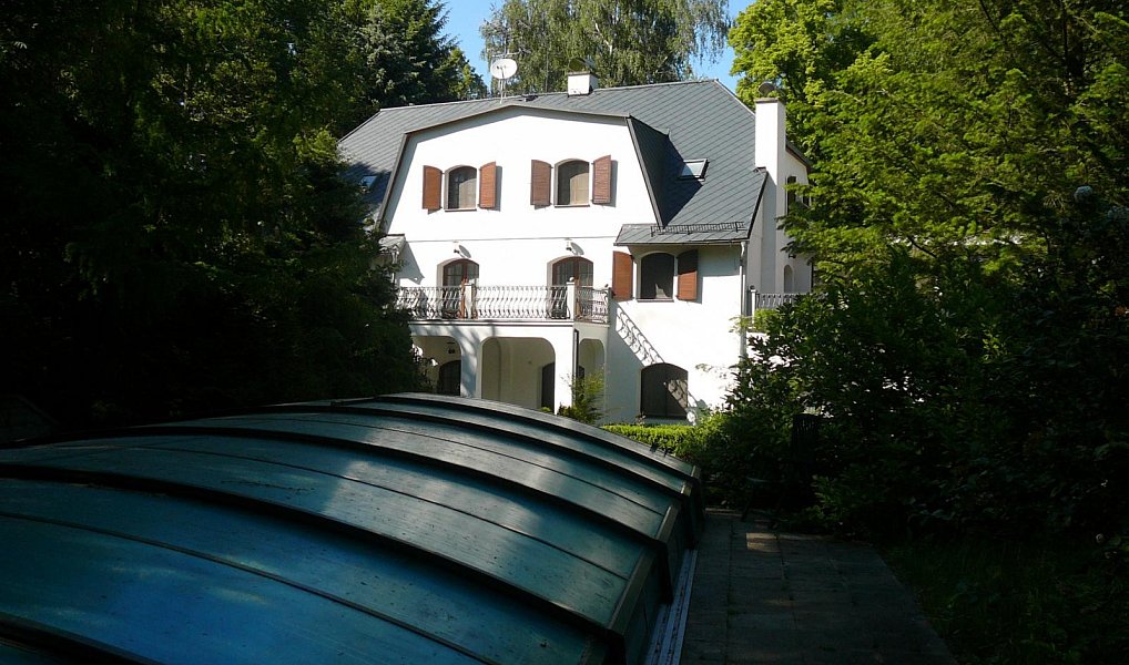 Prodej domu 1 000 m² s pozemkem 133 323 m², Štoky – náhled fotky 12