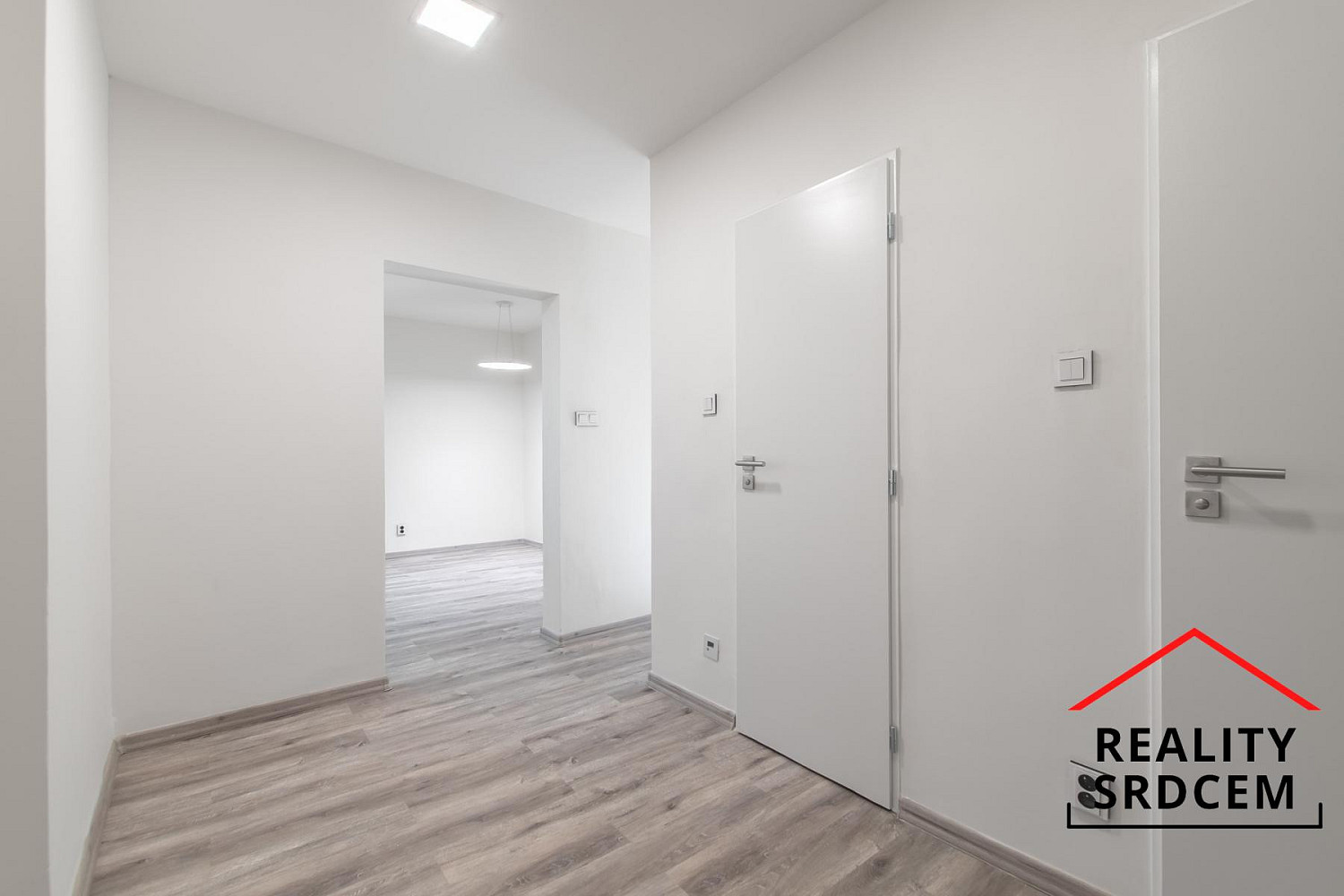 Pronájem bytu 2+1 56 m² – fotografie 5
