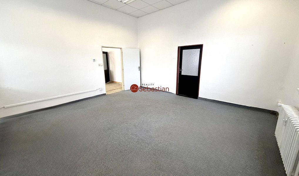 Pronájem kanceláře 69 m², Pelhřimov – náhled fotky 2