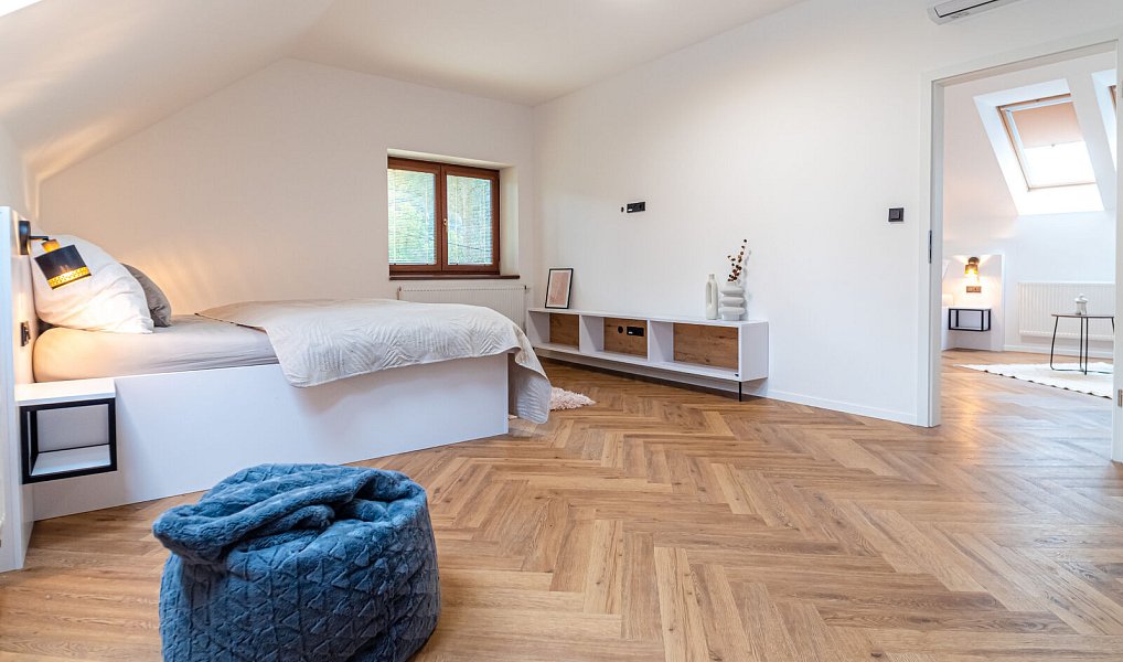 Prodej domu 350 m² s pozemkem 1 688 m², Sobotín – náhled fotky 35