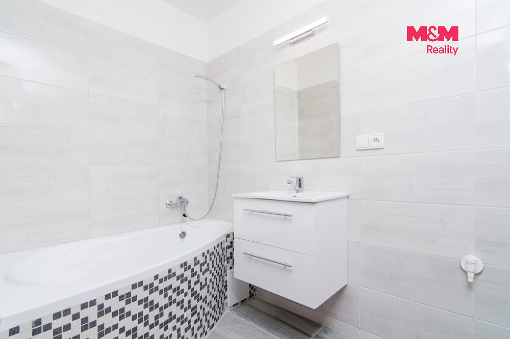 Pronájem bytu 2+1 58 m² – fotografie 2