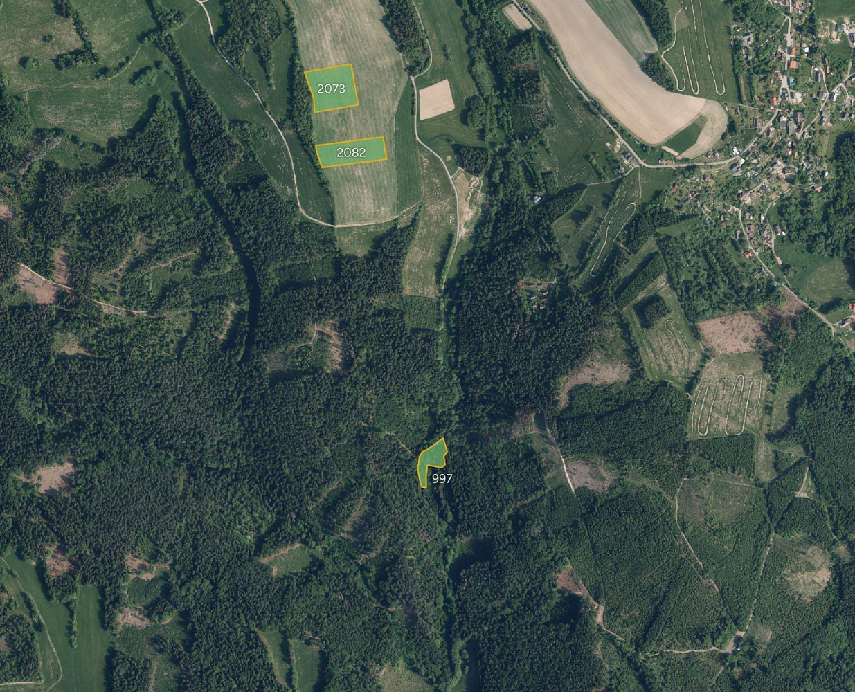 Prodej pole 19 916 m²