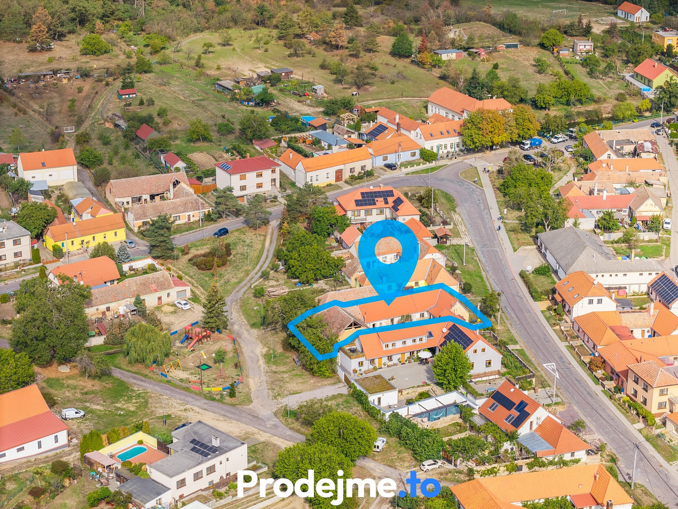 Prodej domu 386 m² s pozemkem 616 m² – fotografie 2