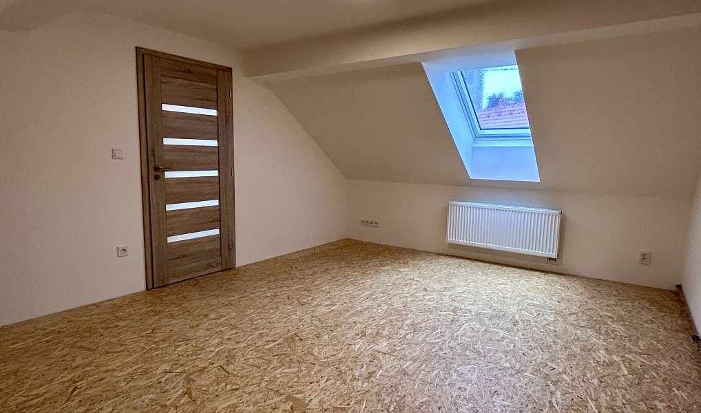 Prodej domu 132 m² s pozemkem 1 031 m², Nechanice – náhled fotky 19