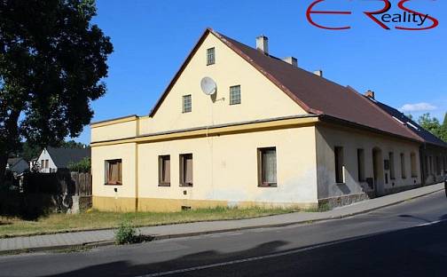 Prodej domu 200 m² s pozemkem 912 m²