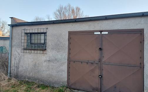 Pronájem garáže v obci Holohlavy, Holohlavy, okres Hradec Králové