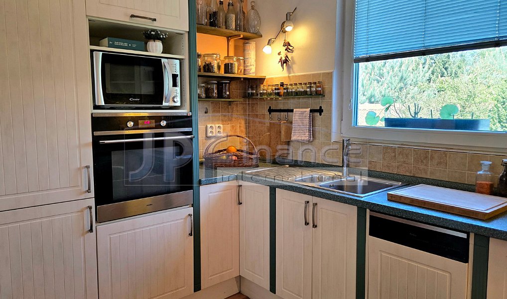 Prodej domu 100 m² s pozemkem 897 m², Tišice – náhled fotky 8