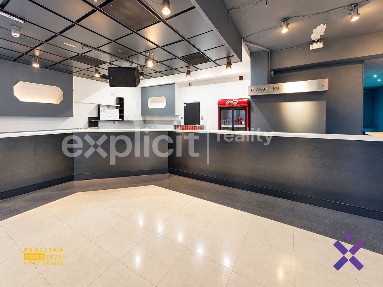Pronájem komerčního objektu (jiného typu) 200 m²