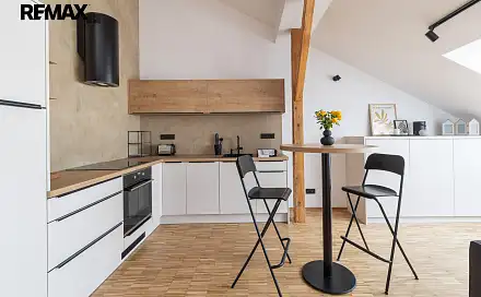 Pronájem bytu 2+kk 58 m²