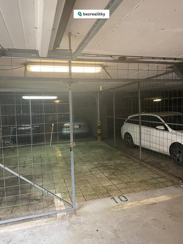 Prodej garáže 16 m2 — photo 3
