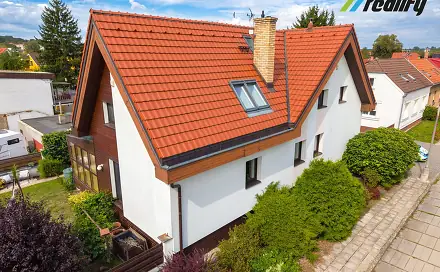 Prodej domu 271 m² s pozemkem 571 m², Růžová, Lysá nad Labem, okres Nymburk