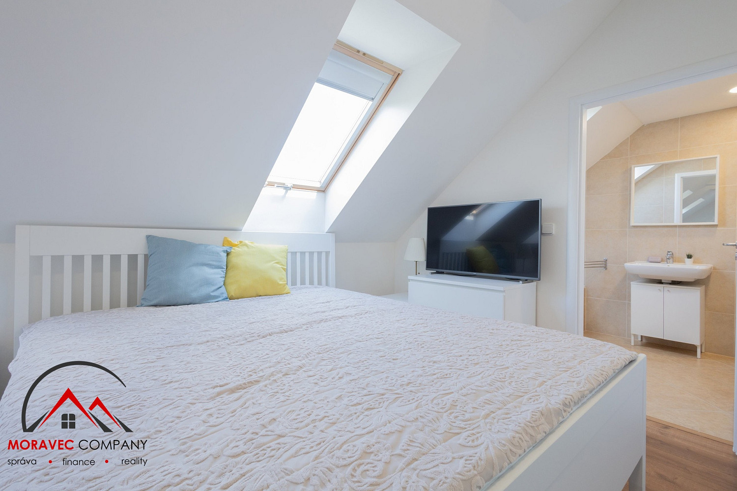 Pronájem bytu 1+kk 27 m²