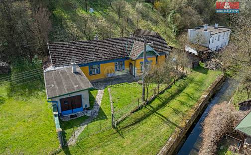 Prodej chaty/chalupy 93 m² s pozemkem 1 242 m², Březnice, okres Zlín