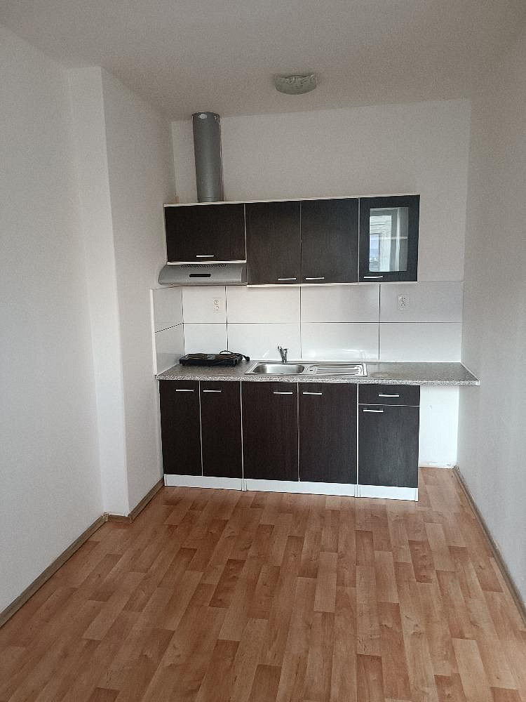 Pronájem bytu 1+kk 21 m² — photo 2