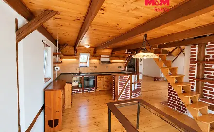 Pronájem bytu 3+kk 110 m², Hradecká, Telč - Telč-Staré Město, okres Jihlava