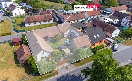 Prodej domu 110 m² s pozemkem 682 m², Černoborská, Pardubice - Mnětice