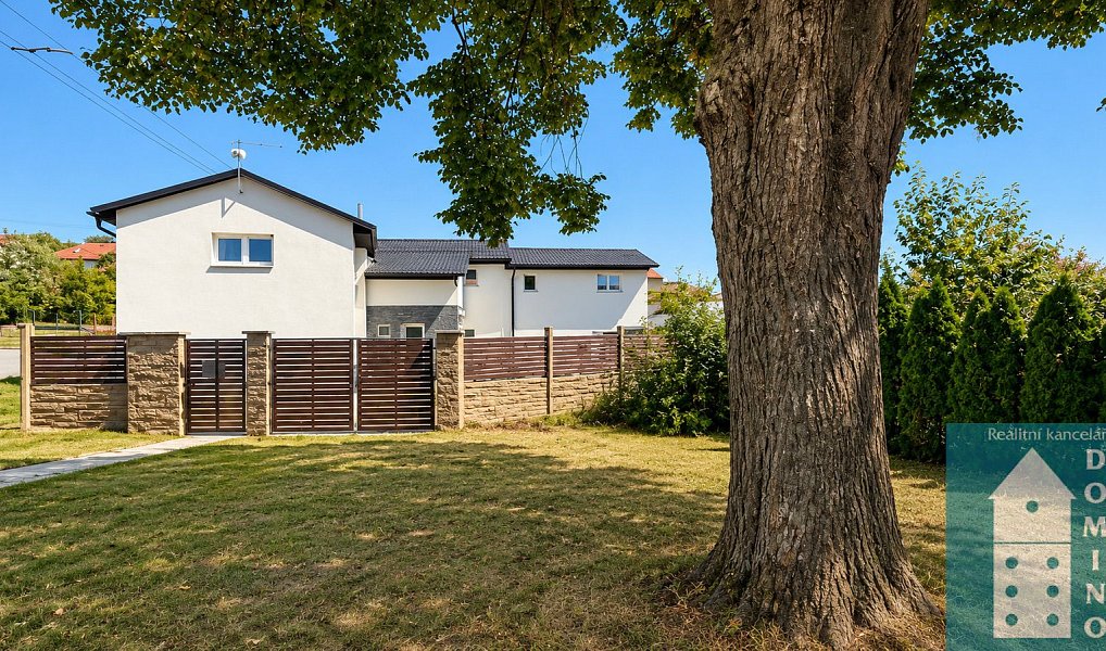 Prodej domu 241 m² s pozemkem 341 m², Halenkovice – náhled fotky 2