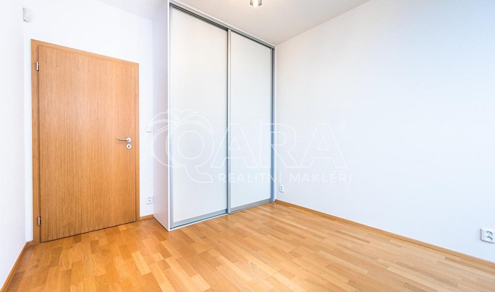 Pronájem bytu 3+kk 90 m², Praha – náhled fotky 14