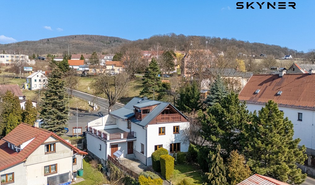 Prodej domu 300 m² s pozemkem 585 m², Chuderov – náhled fotky 4