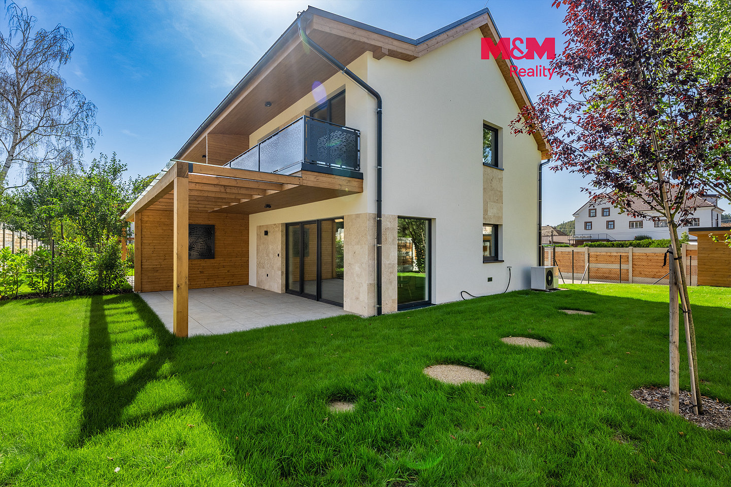 Prodej domu 118 m² s pozemkem 300 m²