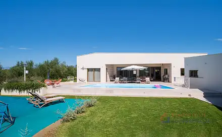 Prodej domu 350 m² s pozemkem 3 030 m², Zemunik Donji, Chorvatsko