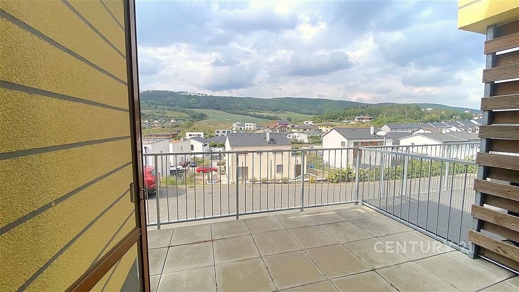 Prodej domu 210 m² s pozemkem 168 m² – pohled 3