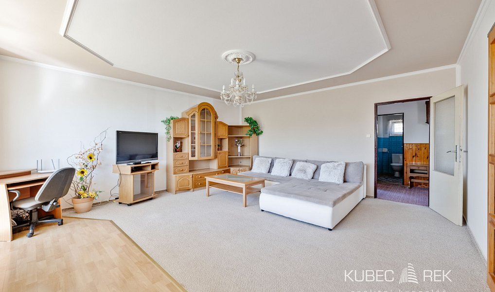 Prodej domu 190 m² s pozemkem 400 m², Tábor – náhled fotky 7