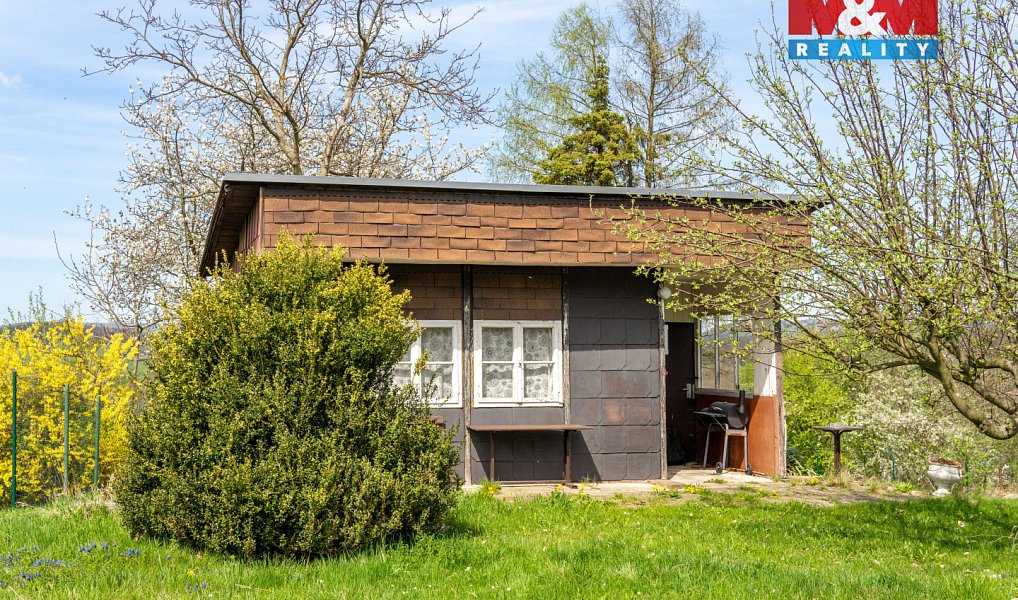 Prodej stavebního pozemku 1 435 m², Chuderov – náhled fotky 4