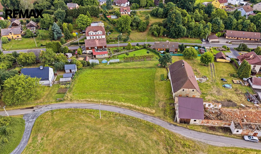 Prodej stavebního pozemku 1 477 m², Brniště – náhled fotky 4