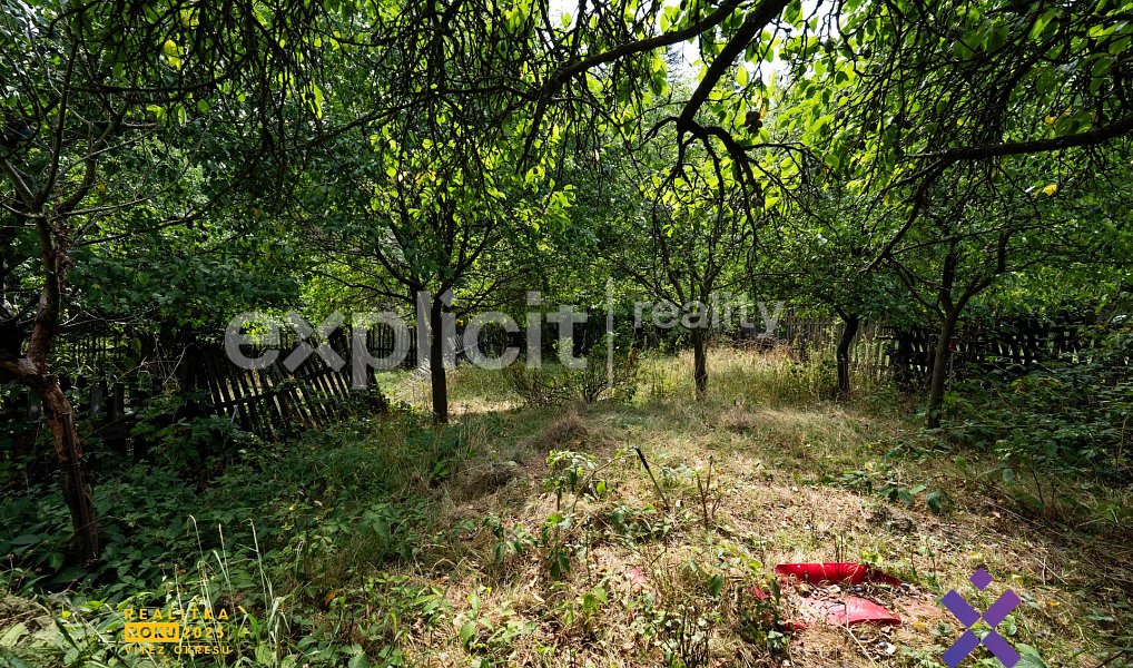 Prodej stavebního pozemku 1 355 m², Držková – náhled fotky 8
