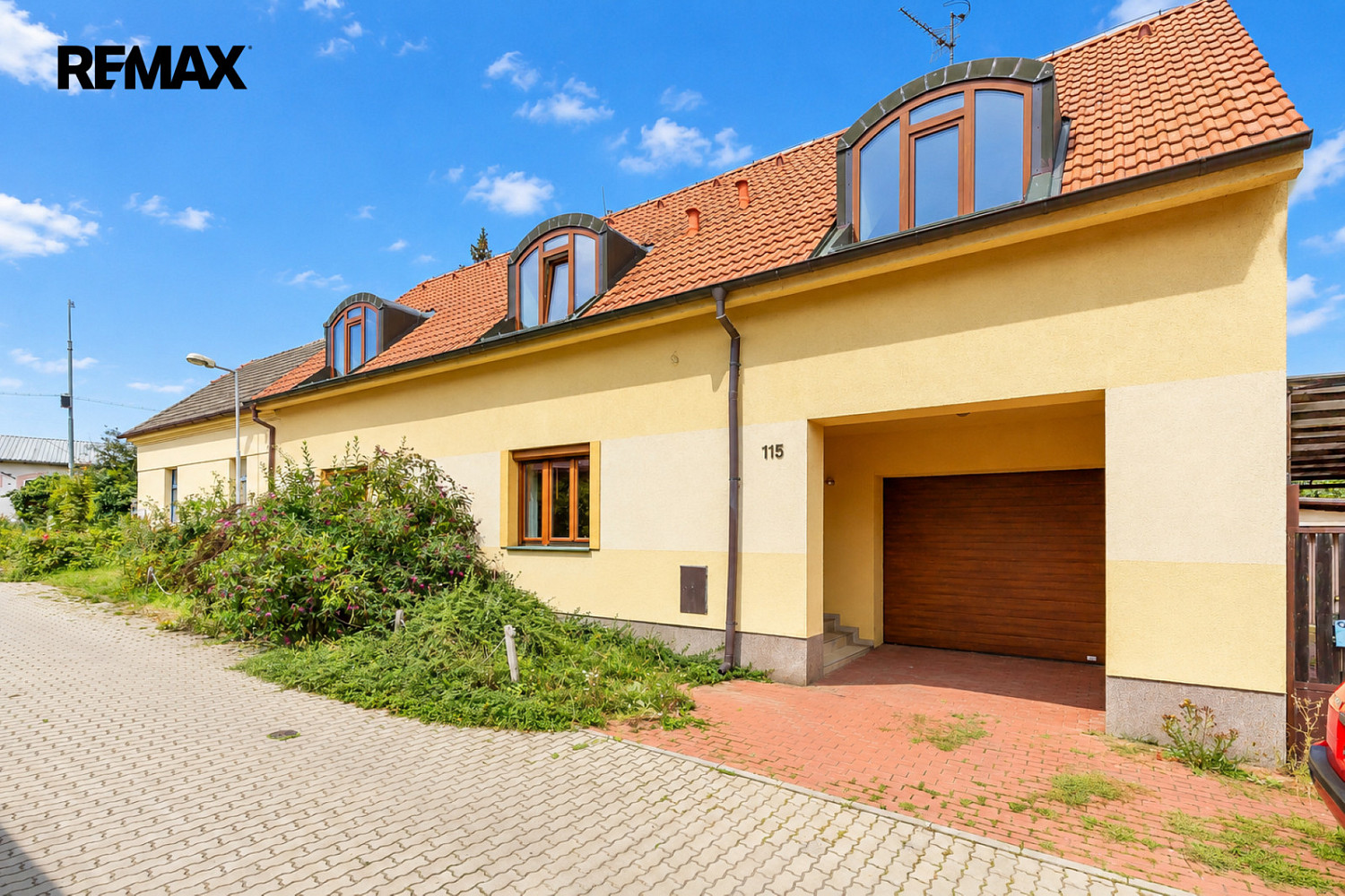 Pronájem bytu 2+kk 85 m² – fotografie 2