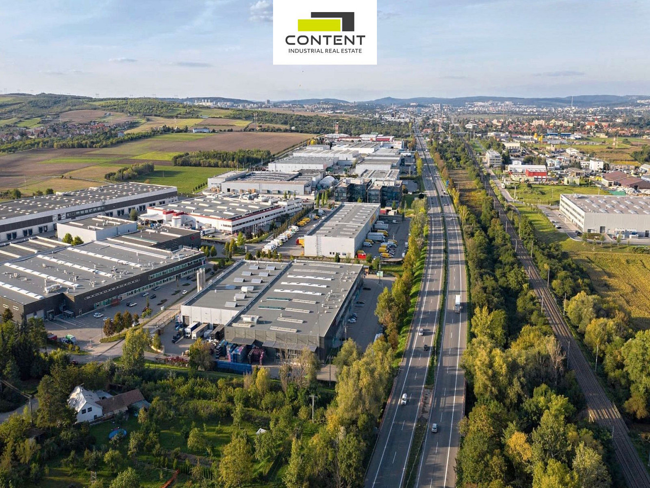 Pronájem výrobních prostor 4 115 m² – fotografie 4
