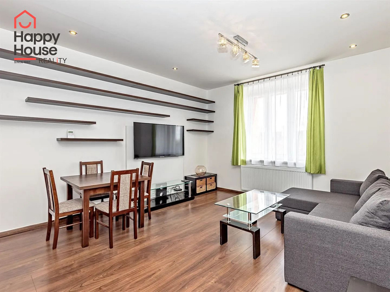 Pronájem bytu 2+kk 49 m² – fotografie 2