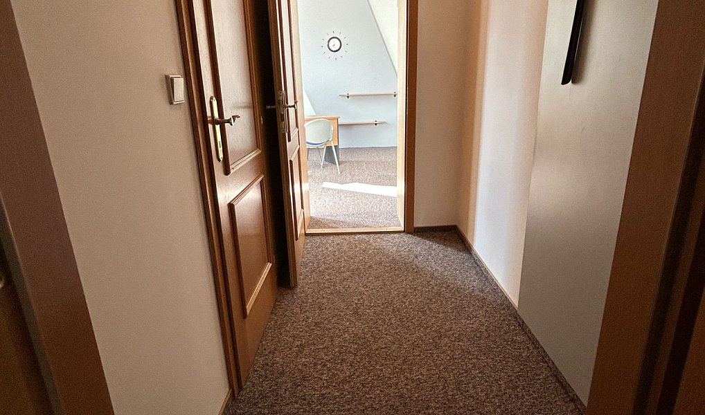 Pronájem kanceláře 60 m², Znojmo – náhled fotky 4