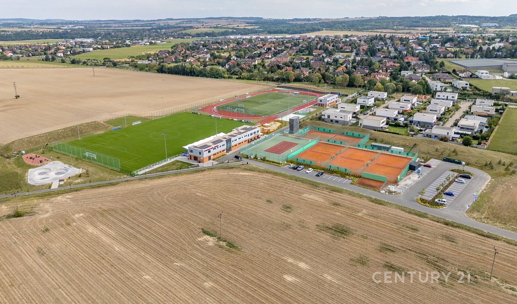 Prodej bytu 2+kk 45 m², Jesenice – náhled fotky 28
