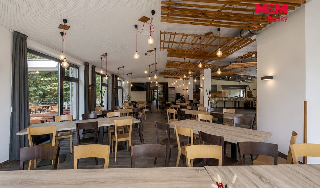 Prodej restaurace 500 m², Frenštát pod Radhoštěm – náhled fotky 3