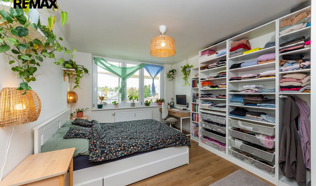 Pronájem bytu 3+kk 72 m², Praha – náhled fotky 2