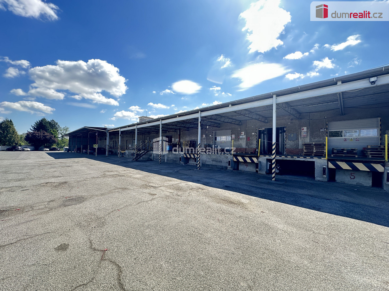 Pronájem skladovacích prostor 3 000 m²