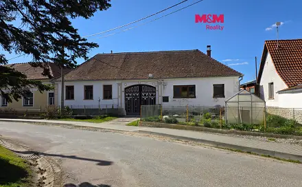 Prodej domu 140 m² s pozemkem 2 540 m², Dešov, okres Třebíč