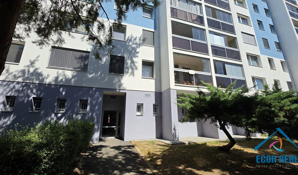 Prodej bytu 3+1 68 m², Praha – náhled fotky 26